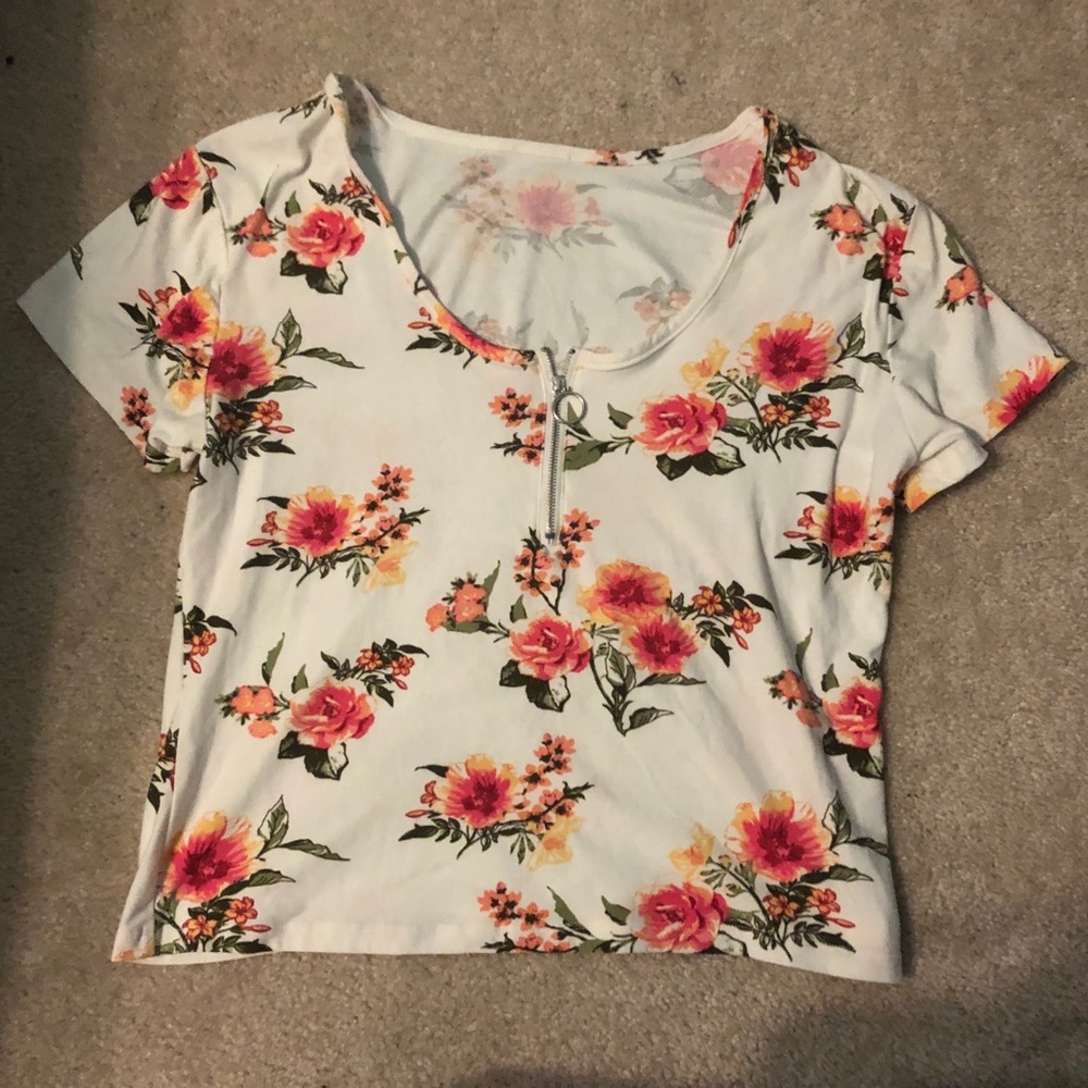 Rue 21 Crop Top With Zipper
